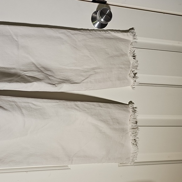 I.N.C. DENIM HIGH‎ RISEWIDE LEG CROP Women's Cream Jeans. 10/30. FRAYED HEM - Picture 7 of 11